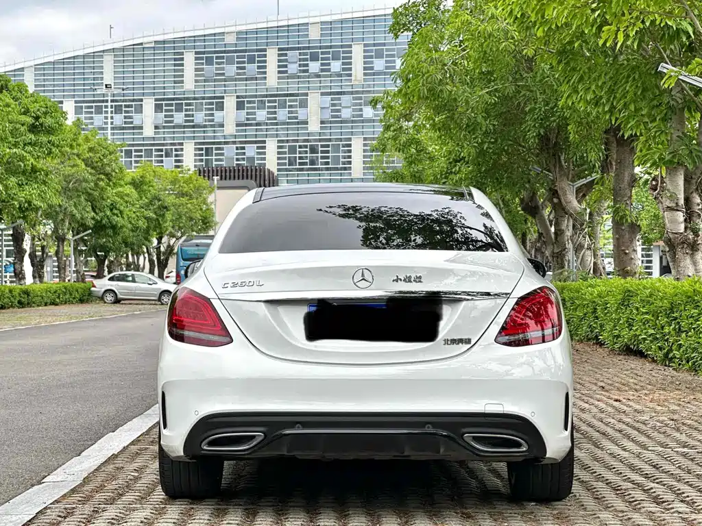 Mercedes-Benz C-Class — миниатюра 5