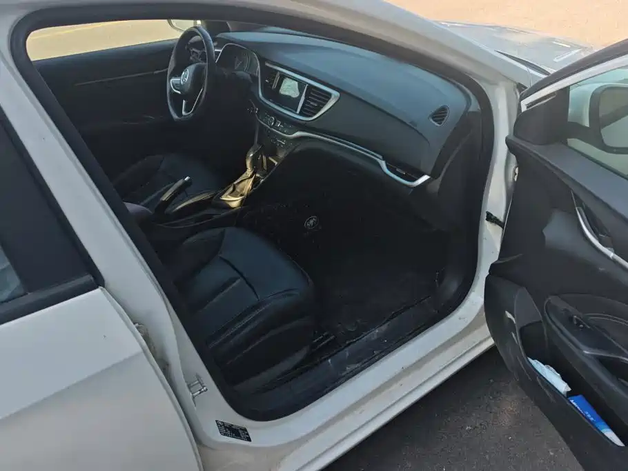 Buick Excelle — миниатюра 7