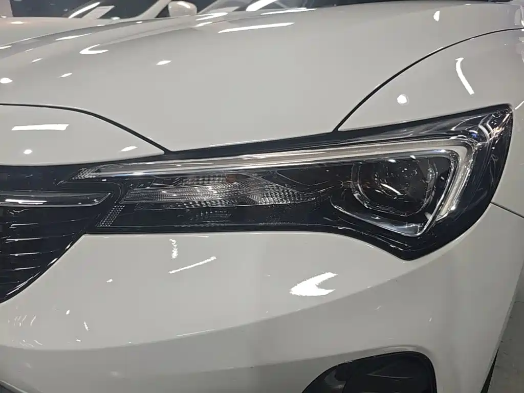 Buick Verano — миниатюра 24