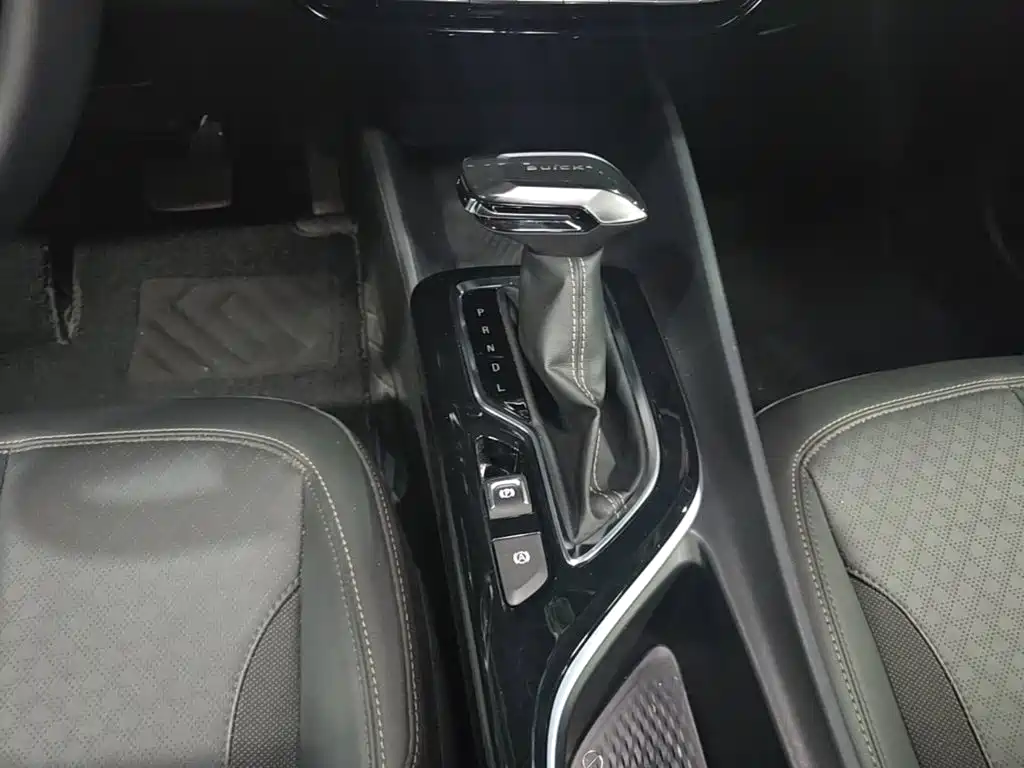 Buick Verano — миниатюра 14