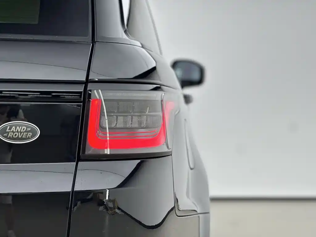 Land Rover Sport — миниатюра 17