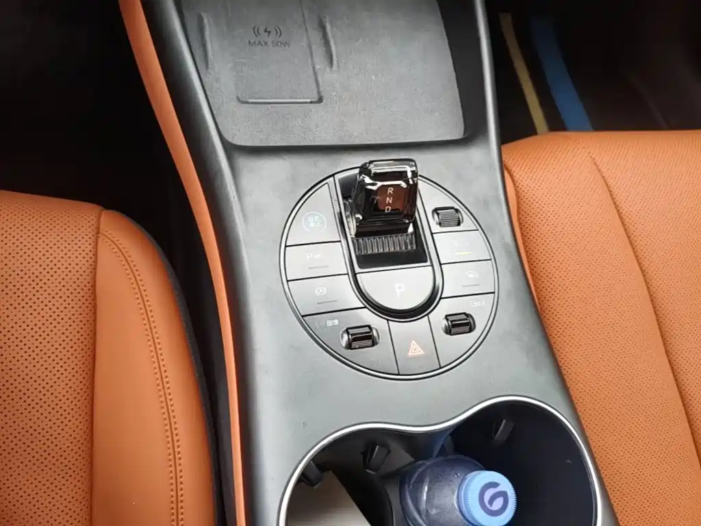 BYD Seal — миниатюра 10