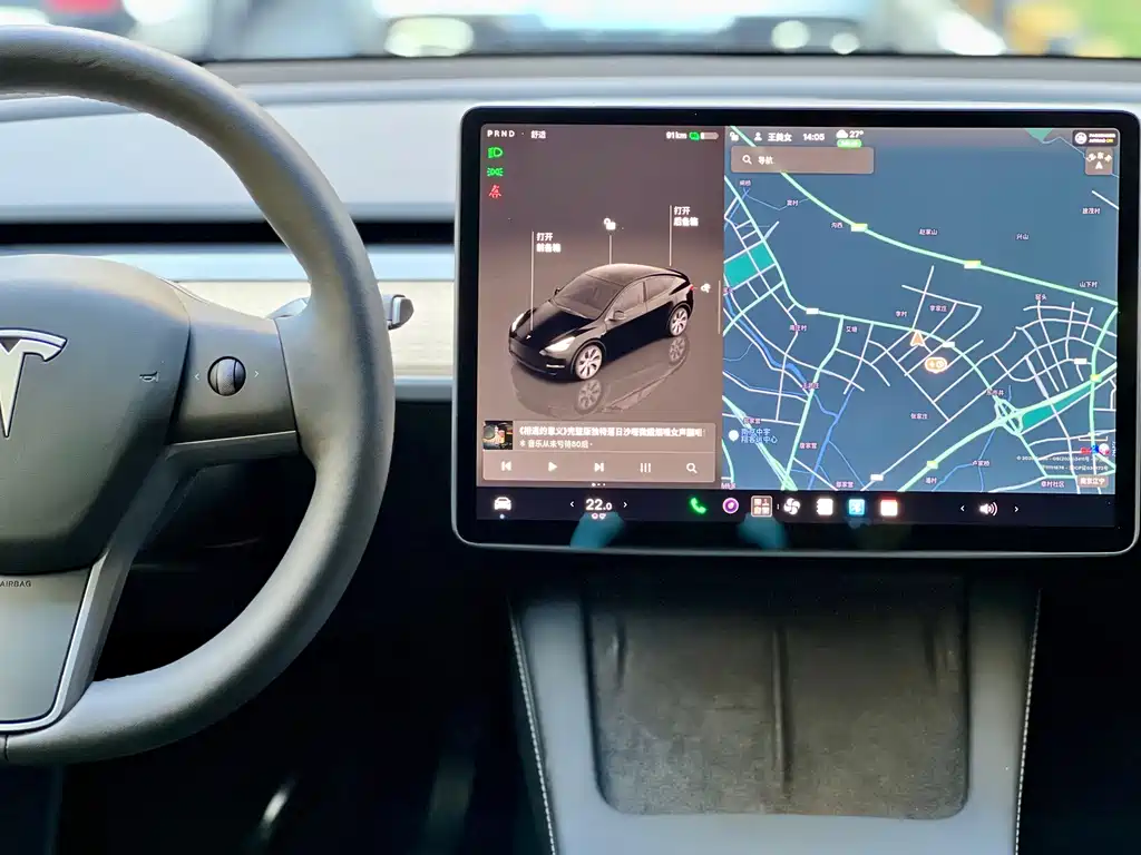 Tesla Model Y — миниатюра 9