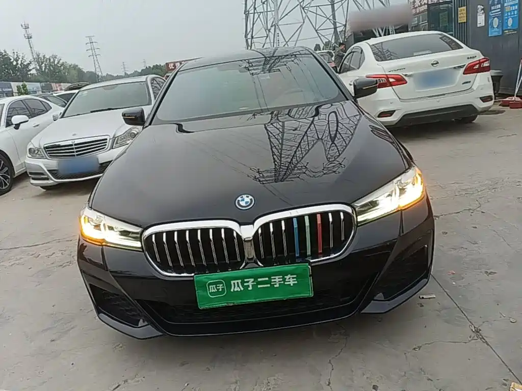 BMW 5 Series New Energy — миниатюра 3