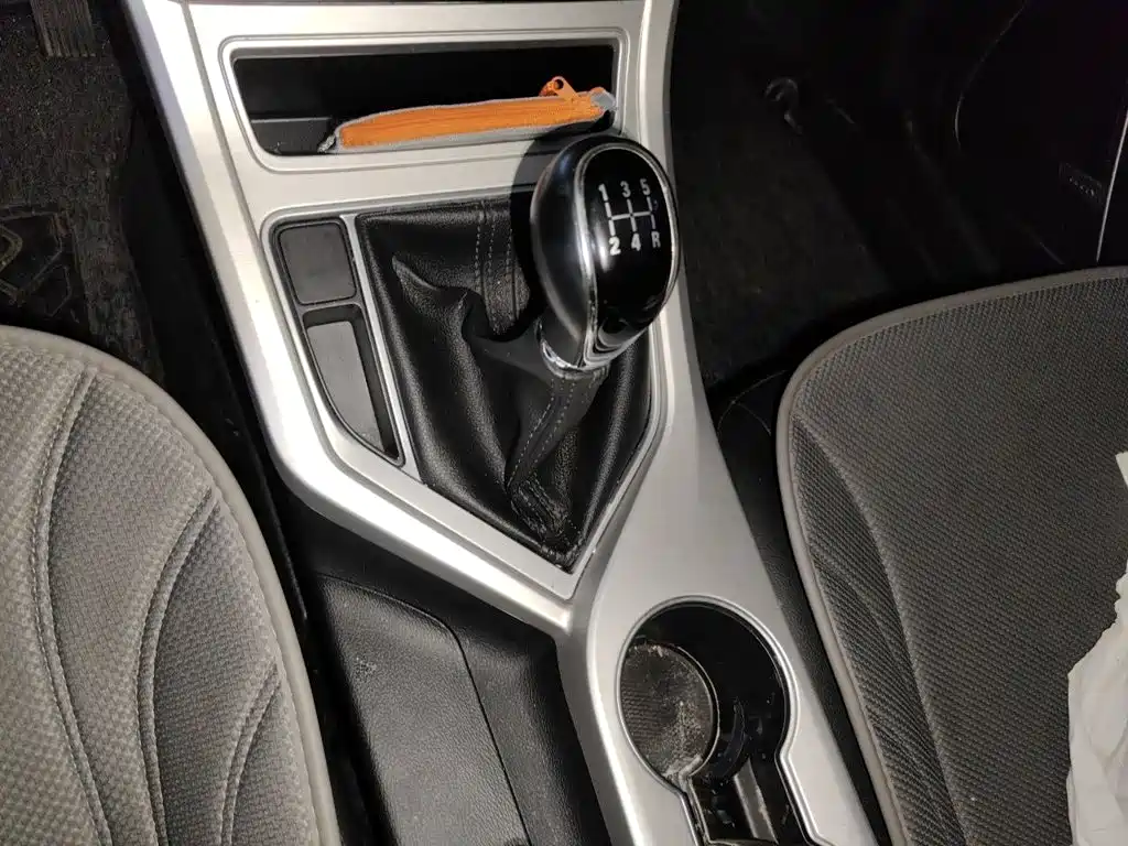 Geely Vision — миниатюра 10