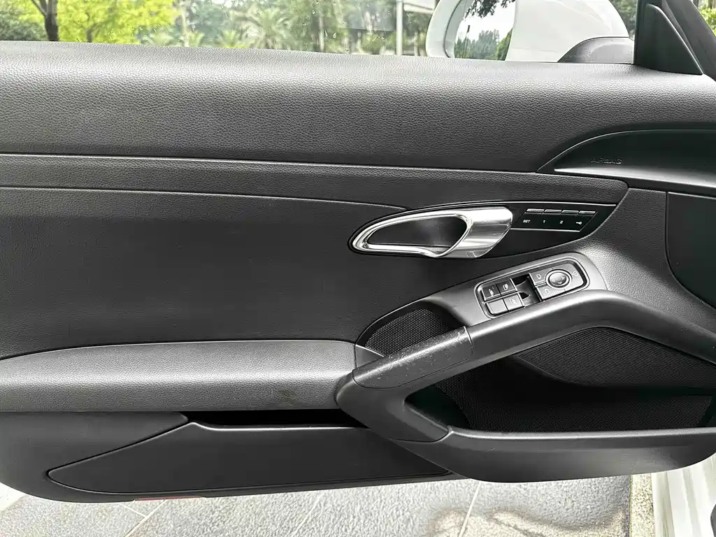 Porsche Cayman — миниатюра 19