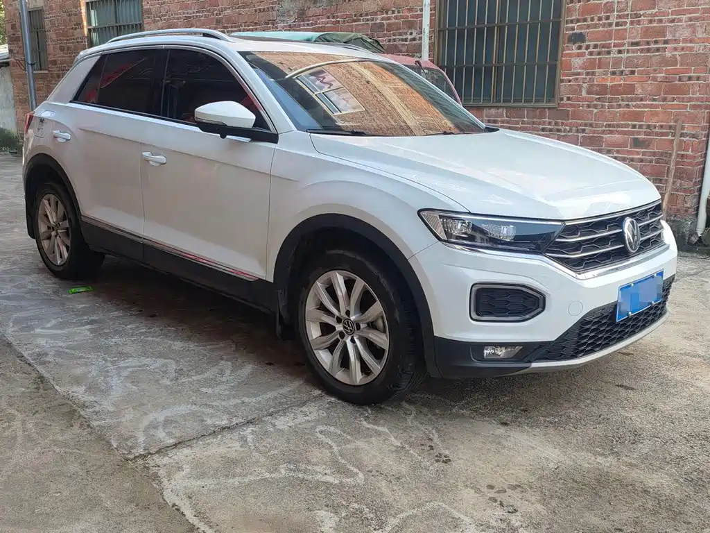 Volkswagen T-Roc — миниатюра 3