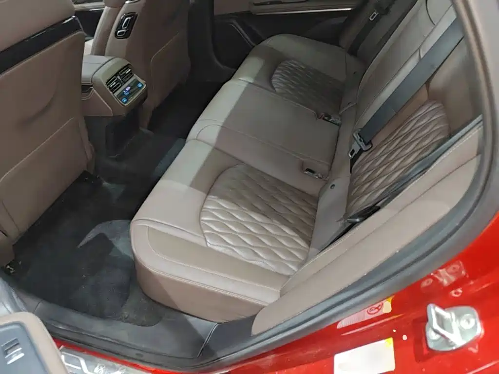 BYD Han — миниатюра 17