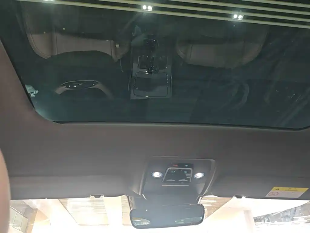 BYD Han — миниатюра 18