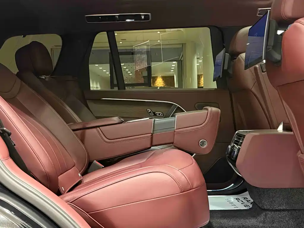 Land Rover Range Rover — миниатюра 22
