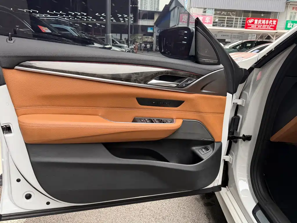 BMW 6 Series GT — миниатюра 14