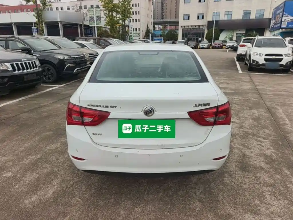 Buick Excelle — миниатюра 6