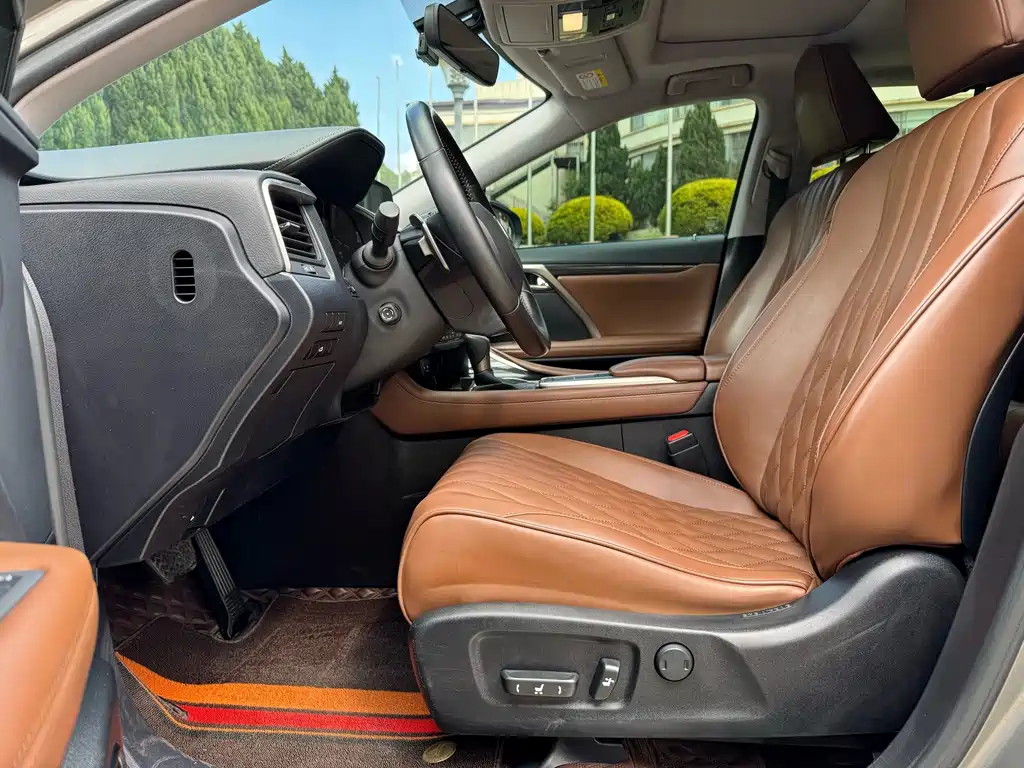 Lexus RX — миниатюра 14