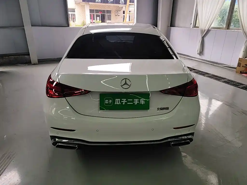 Mercedes-Benz C-Class — миниатюра 6