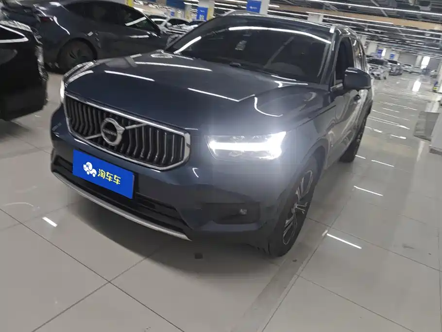 Volvo XC40