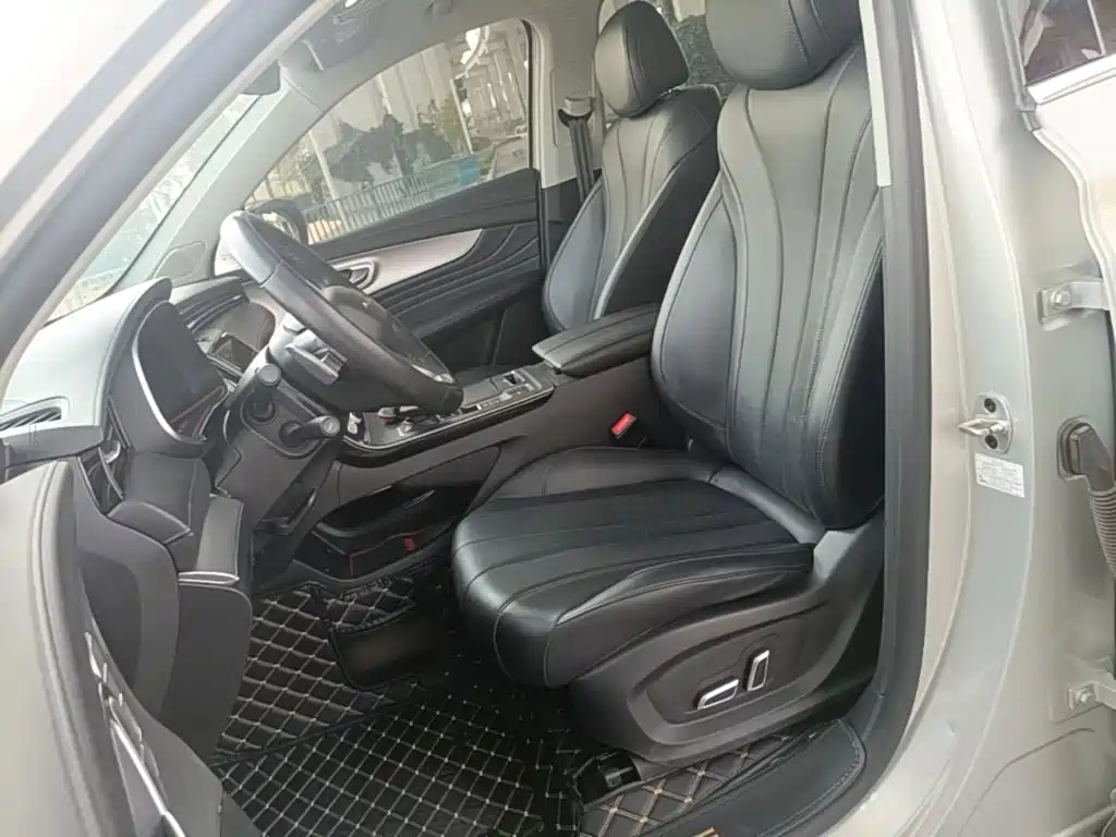 Roewe RX5 MAX — миниатюра 15