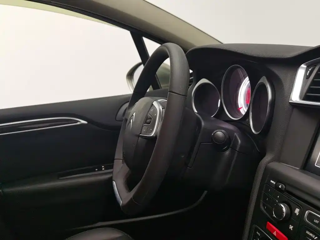 Citroen C4L — миниатюра 22