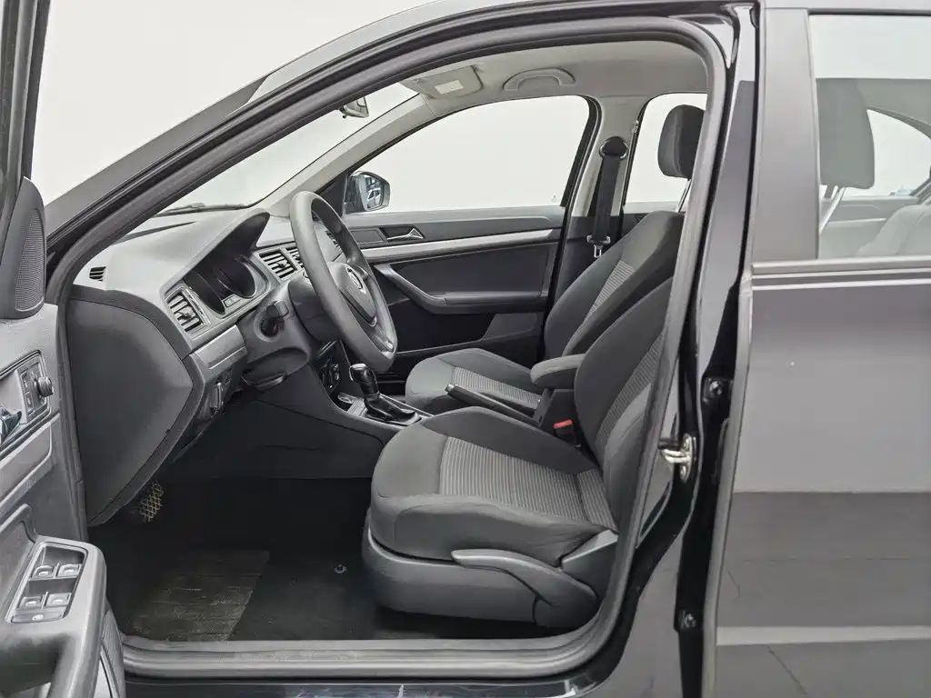 Volkswagen Lavida — миниатюра 10
