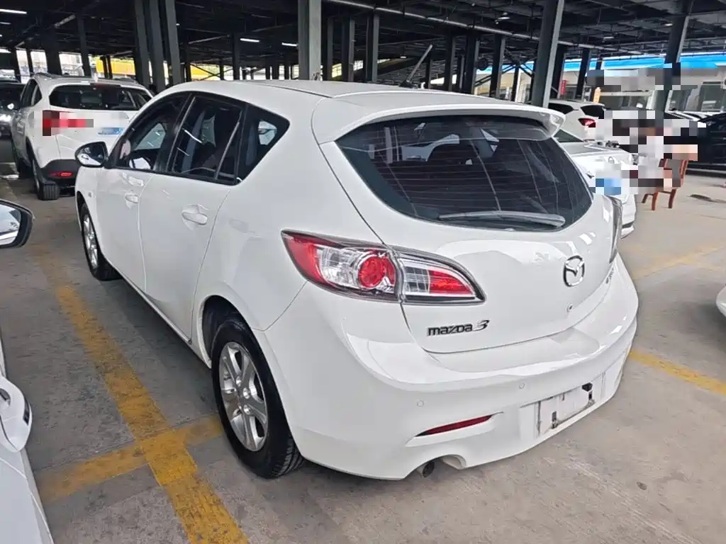 Mazda 3 Xingcheng — миниатюра 5