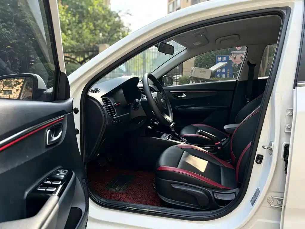 Kia KX Cross — миниатюра 4