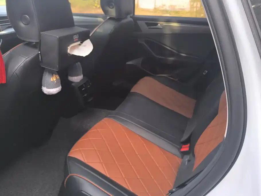 Volkswagen Sagitar — миниатюра 11