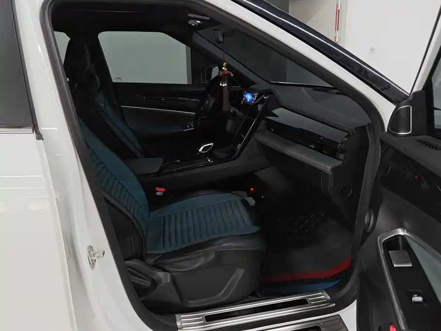 Geely Boyue — миниатюра 8