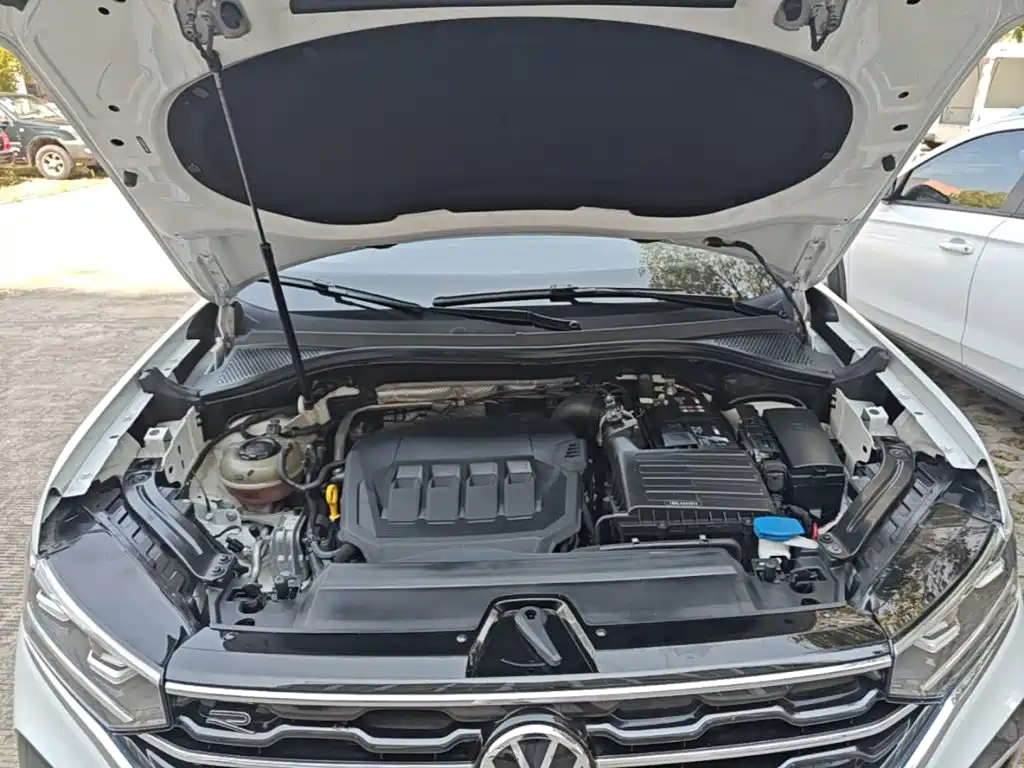 Volkswagen X — миниатюра 20