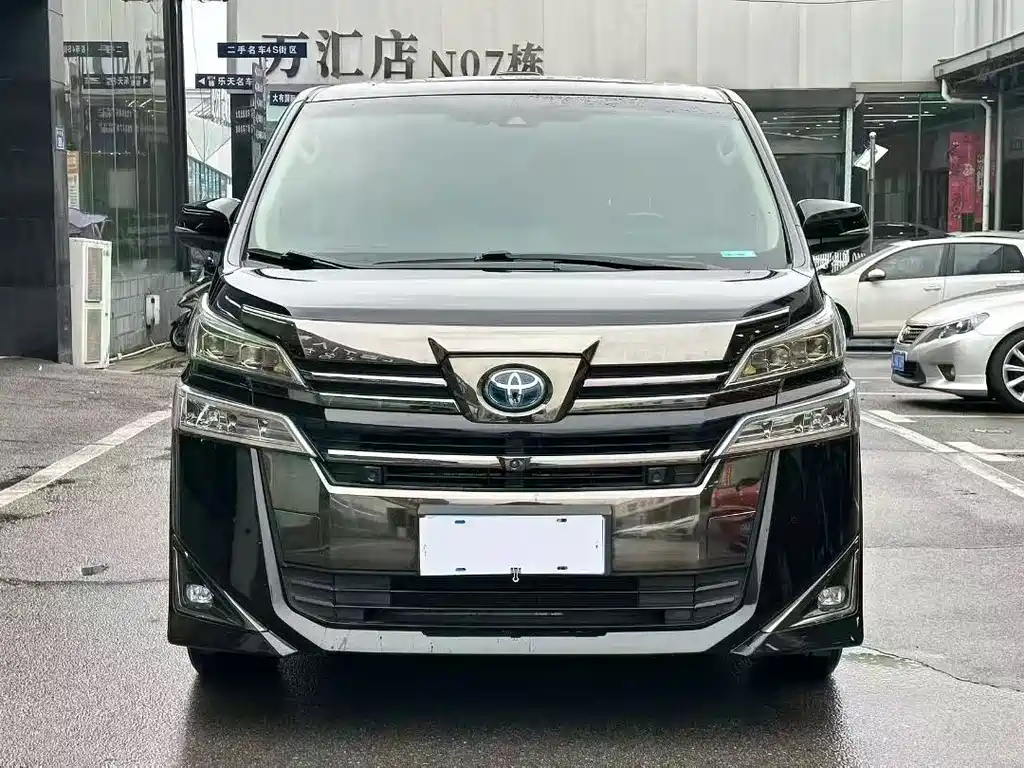 Toyota Vellfire — миниатюра 2