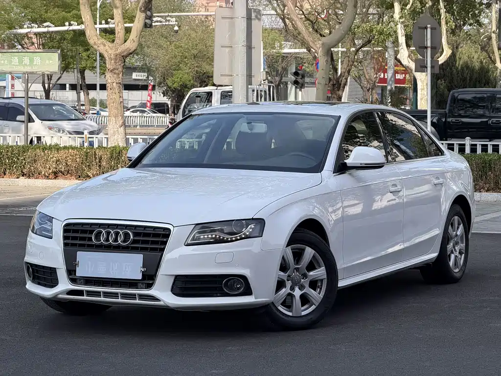 Audi A4L 2011