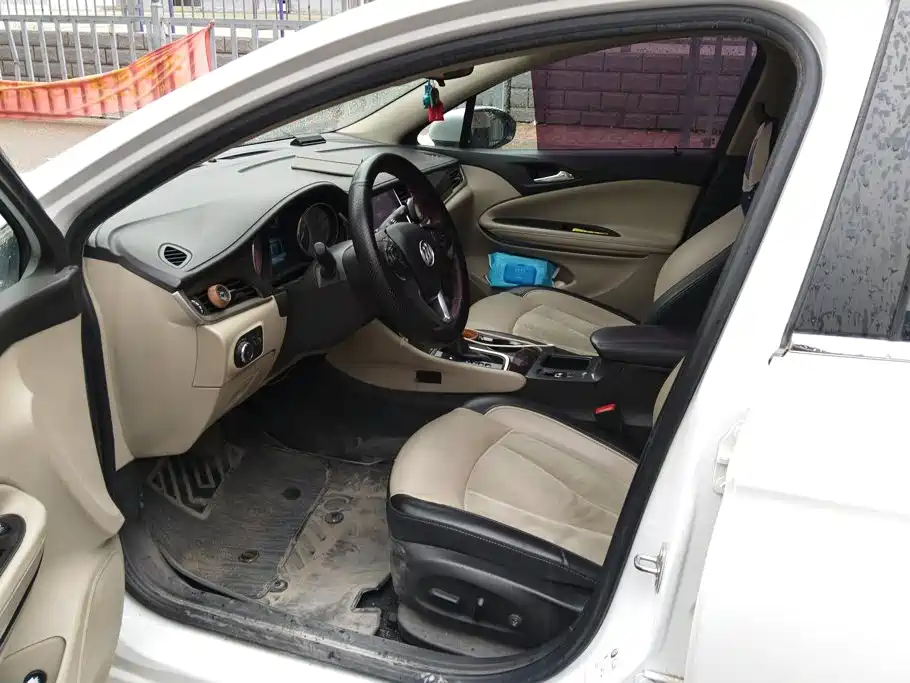 Buick Verano — миниатюра 9