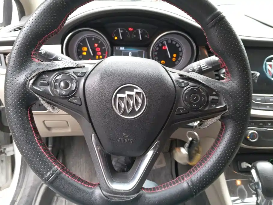 Buick Verano — миниатюра 15