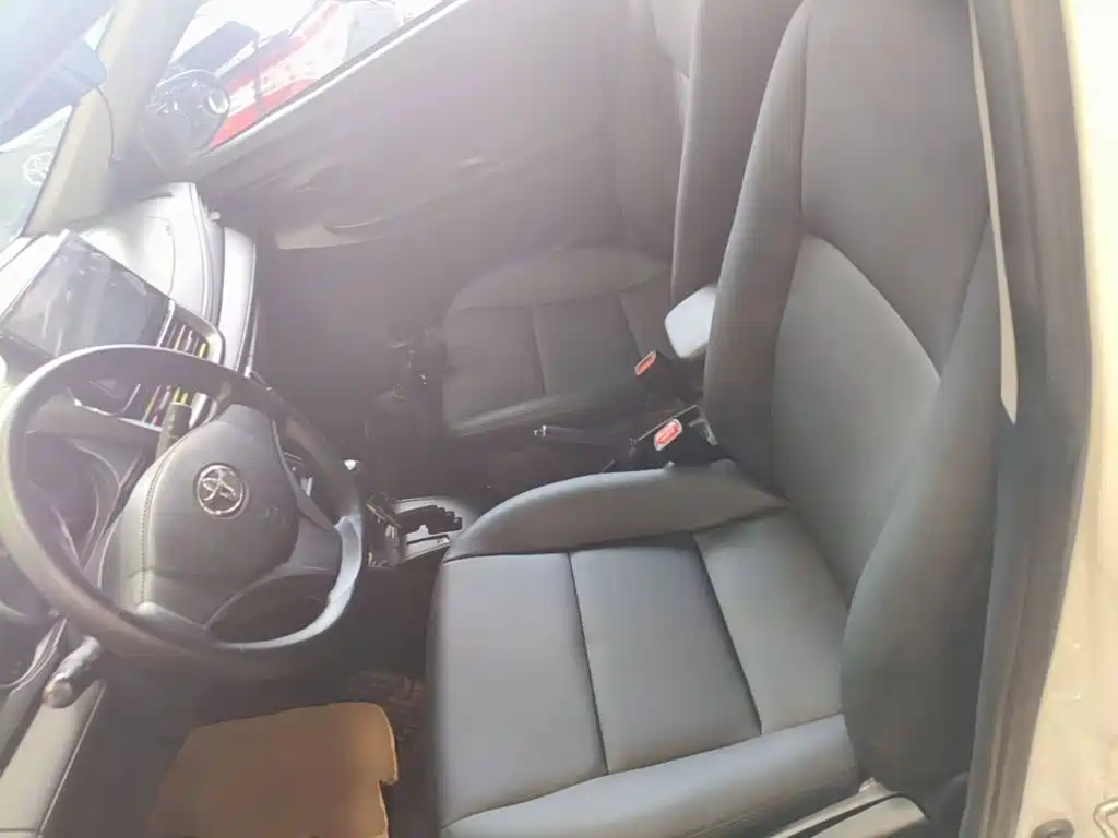 Toyota Yaris L — миниатюра 15