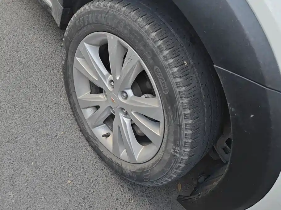 Chevrolet Captiva — миниатюра 6