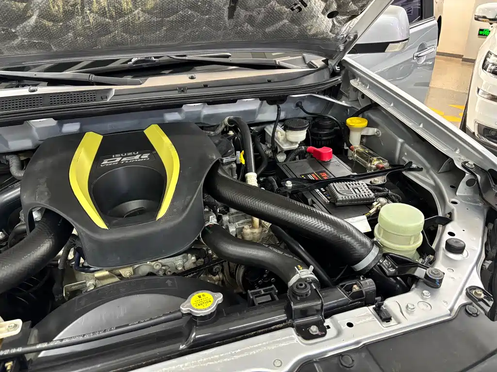 ISUZU MU X SHEPHERD RANGER