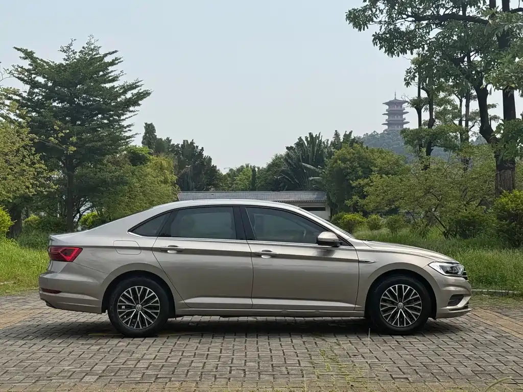 Volkswagen Sagitar — миниатюра 19