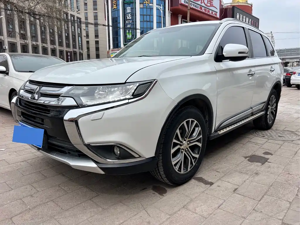 Mitsubishi Outlander 2017