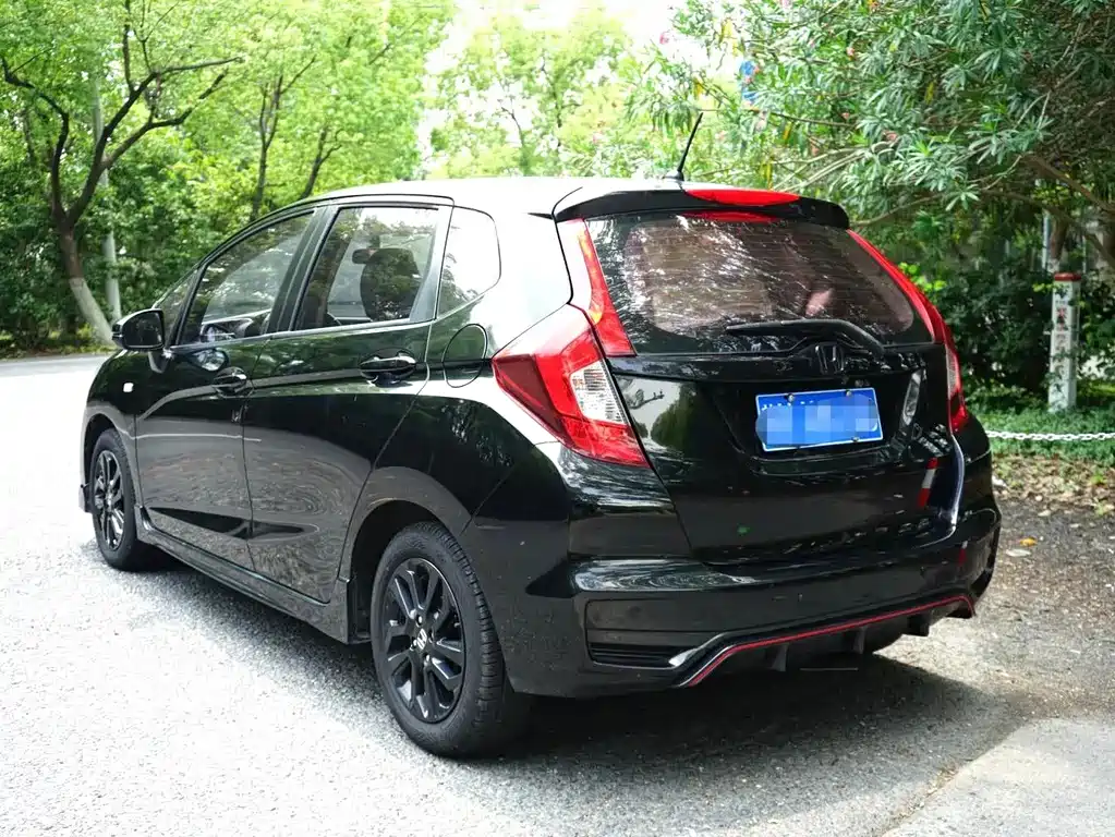 Honda Fit — миниатюра 5