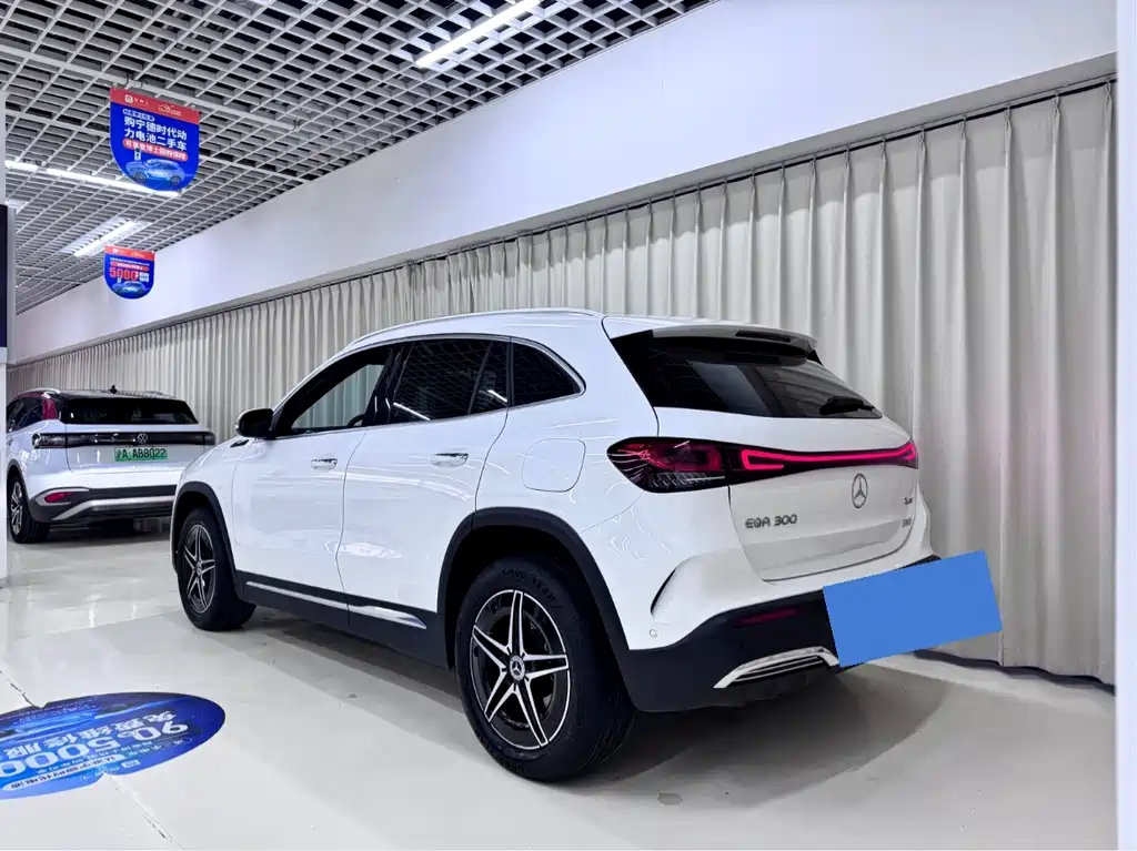 Mercedes-Benz EQA — миниатюра 3