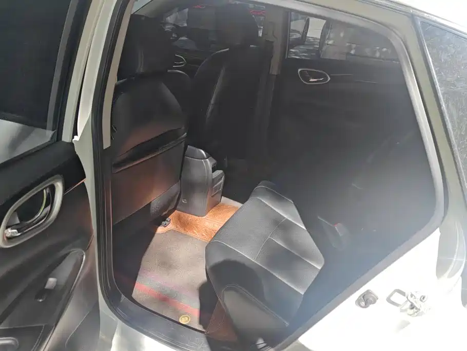Nissan Sylphy — миниатюра 11