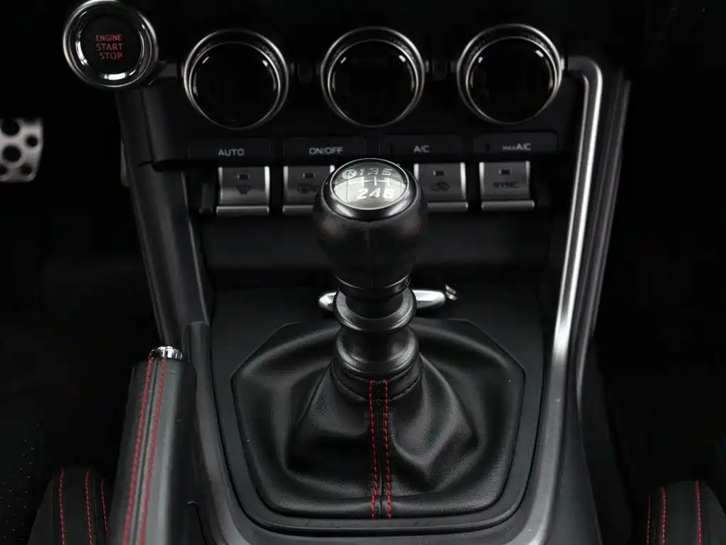 Subaru BRZ — миниатюра 16