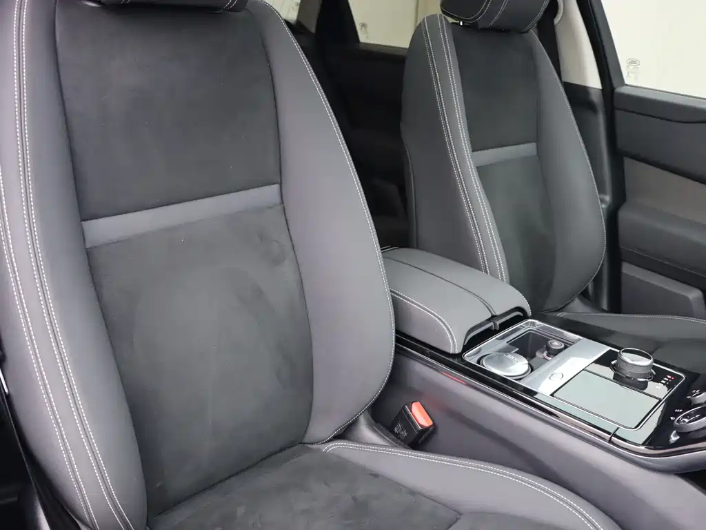 Land Rover Velar — миниатюра 10