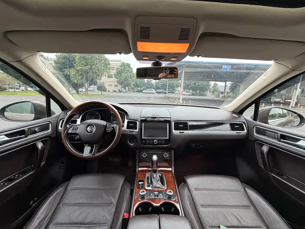 Volkswagen Touareg — миниатюра 5