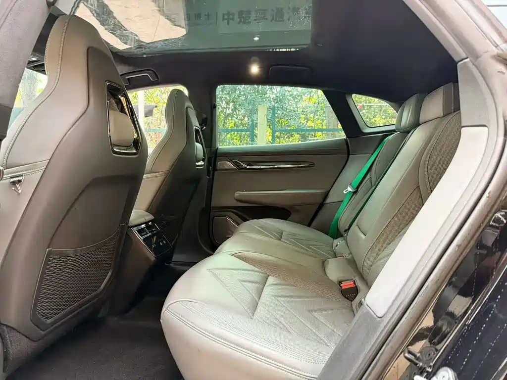 ZEEKR EXTREME KRYPTON 001