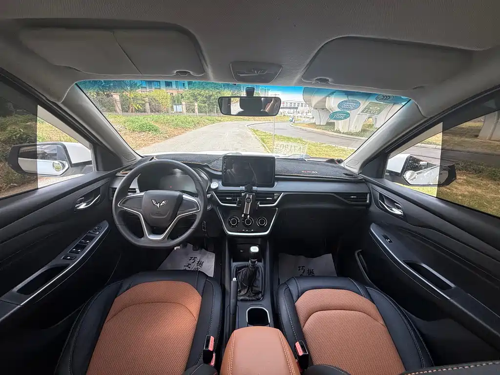 Wuling Hongguang S3 — миниатюра 13