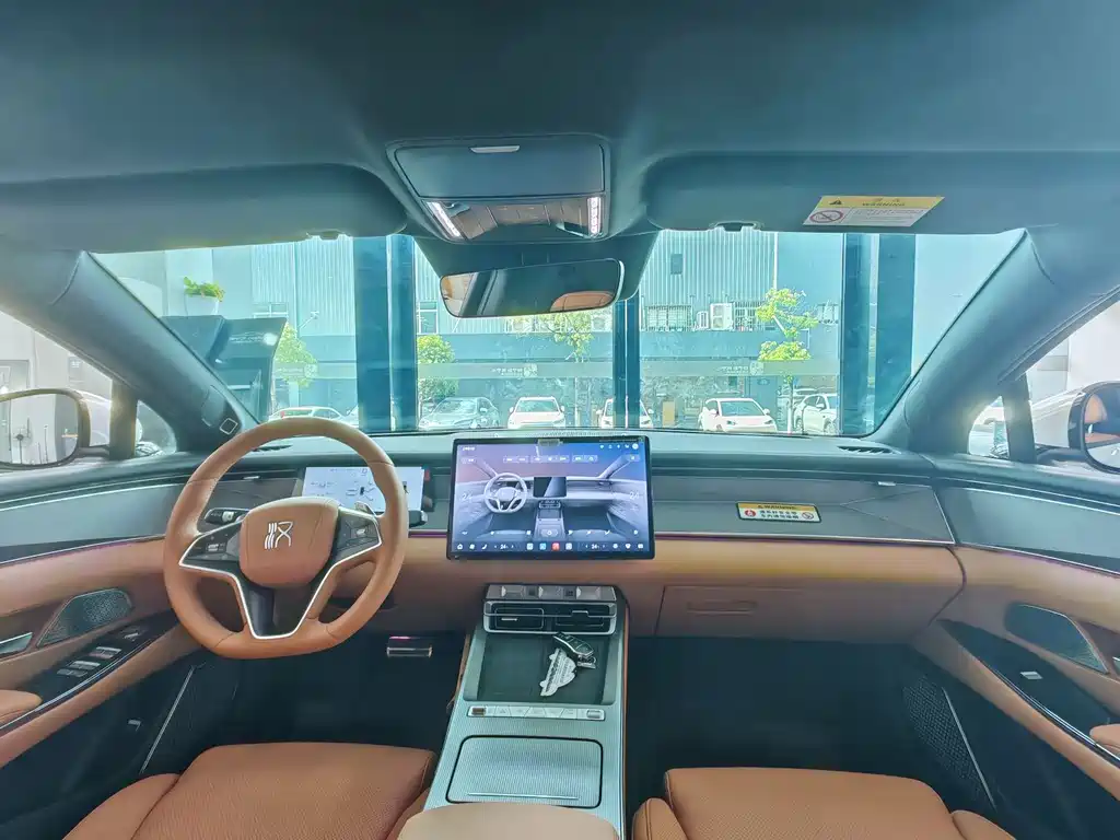 BYD Han L — миниатюра 4