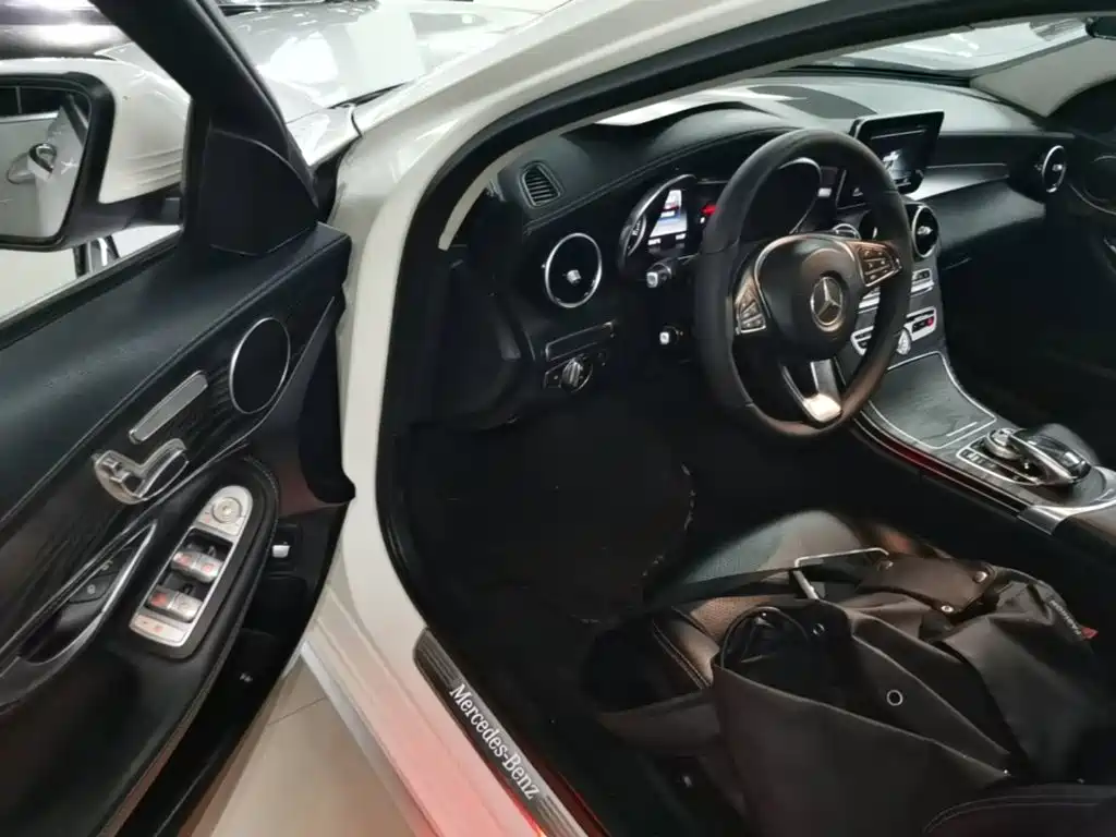 Mercedes-Benz C-Class — миниатюра 16