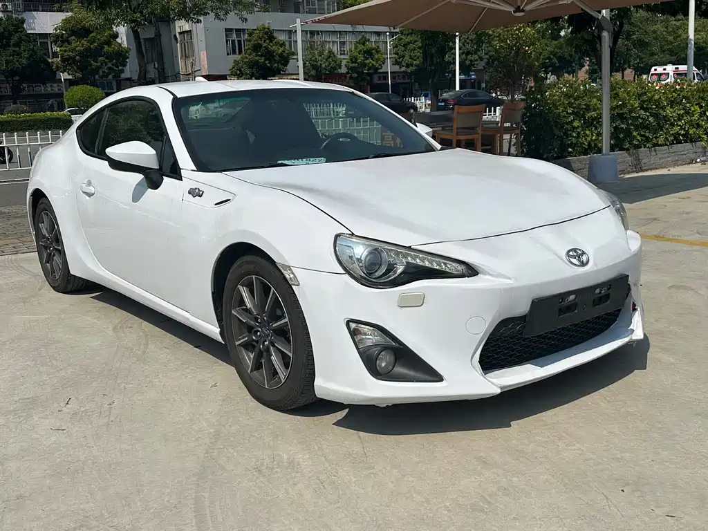 Toyota 86 — миниатюра 2