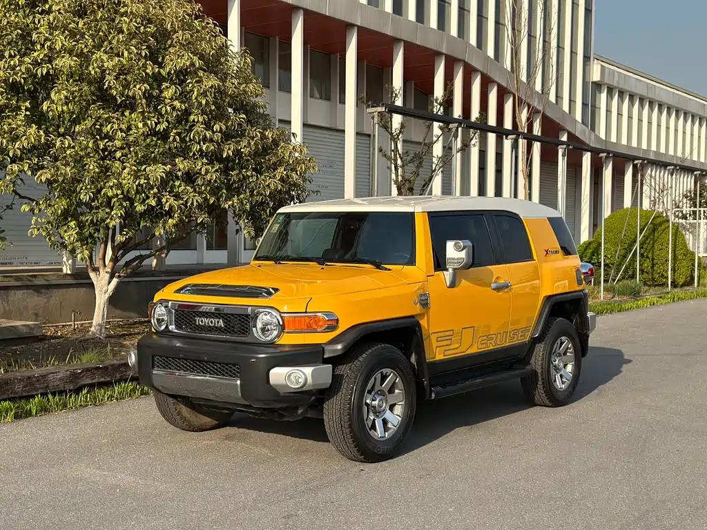 Toyota FJ Cruiser 2019