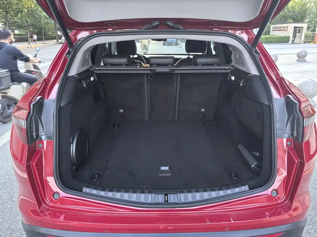Alfa Romeo Stelvio — миниатюра 16
