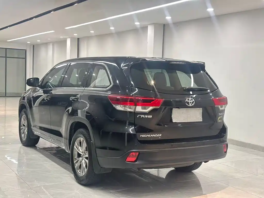 Toyota Highlander — миниатюра 4